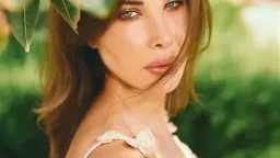 بحركات جريئه.. نانسي عجرم تتألق...