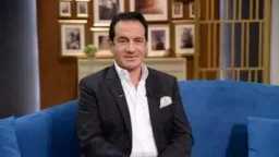 محمد ثروت: ما زلت أغني...