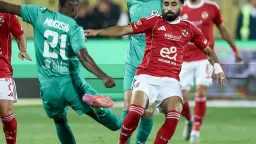 التعادل السلبي عنوان شوط اللقاء...