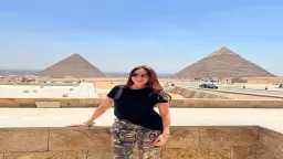 نرمين الفقي تزور الأهرامات: ”حلوة...