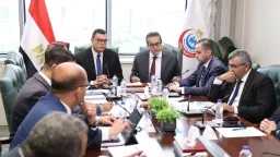الدكتور خالد عبدالغفار والمهندس شريف...