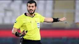 الإماراتي عمر محمد حكمًا لـ...