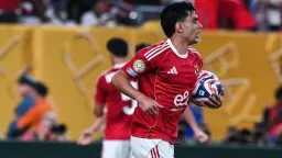 الأهلي يتقدم على الزمالك بهدف...