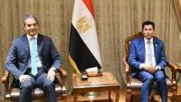 نقيب الإعلاميين يهنئ وزير الشباب...