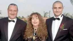 أحمد الفيشاوي يكشف ذكريات والدة...