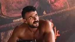أحمد العوضي يتحول إلى مقاتل...