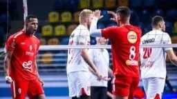 الأهلي يهزم الزمالك 3-1 ويتوج...