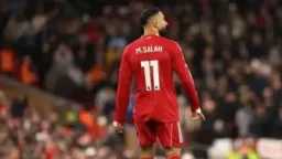محمد صلاح يقود هجوم ليفربول...