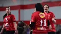 الأهلي يكتسح الزمالك في ناشئات...
