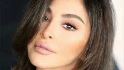 إليسا تفاجئ الجمهور: لم أقرأ...