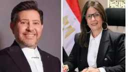 بعد جراحة دقيقة في القولون.....