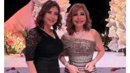 فرحة الأب والابن تحت الأضواء:...