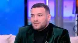 «خلصت».. رسالة غامضة من مسلم...