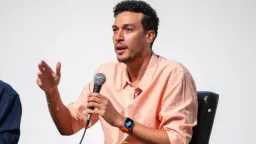 أحمد عبد الوهاب يفجرها: ”تعرضت...